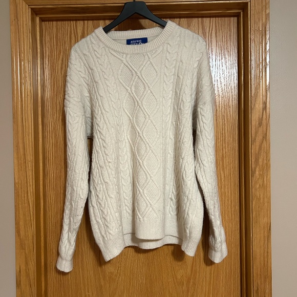 Cozy Off-White Sweater - Size L - Picture 1 of 5